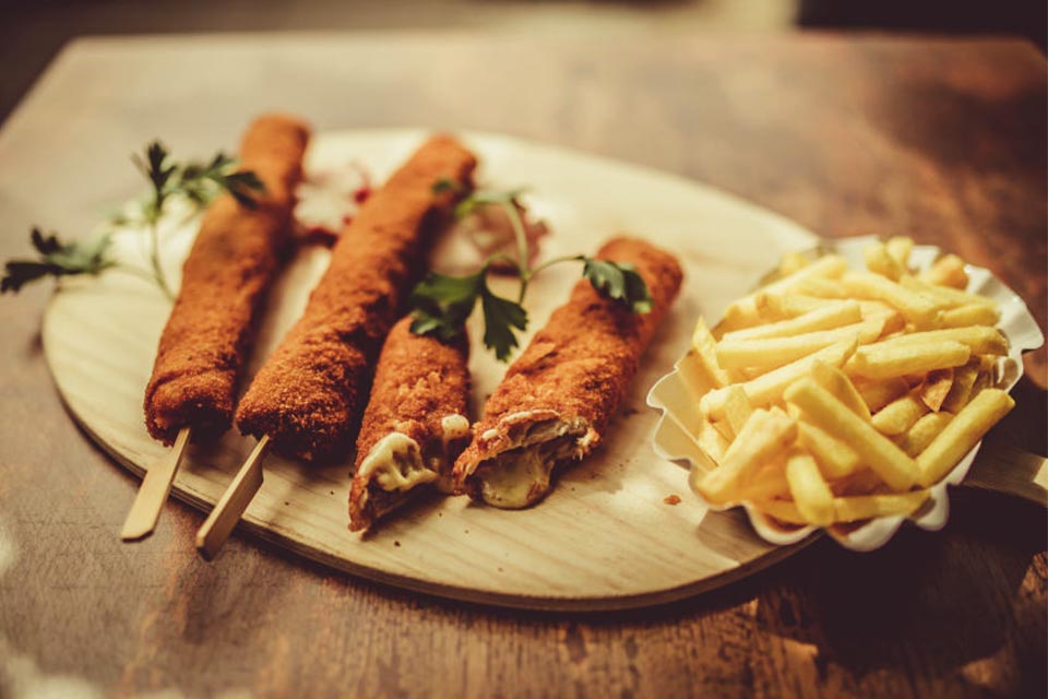 Die Festbeiz Jäggli Imbiss von Cordon Bleu mit Spitzengefühl – II am Festbeiz am Zufikerfäscht